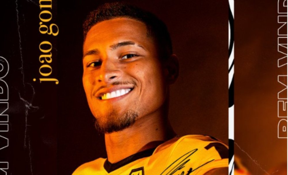 Wolves Gomez Joao Gomes, oficial en los Wolves: firma hasta 2028 y costó 17 millones