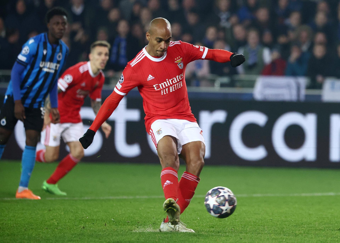 Assista ao jogo Estrela Vermelha x Maccabi Haifa hoje (23) pela Liga dos  Campeões