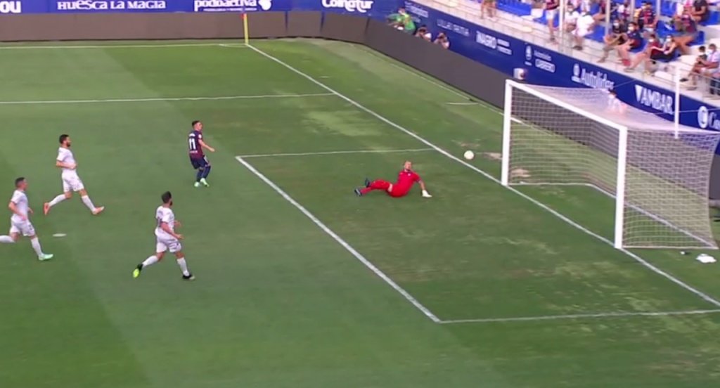 Joaquin of Huesca scored first goal of the Spanish league 2021/22. Captura/MovistarLaLiga