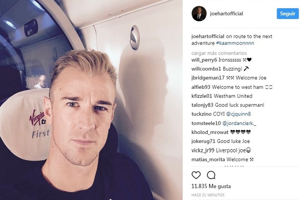 Joe Hart, on the train to London to join West Ham. Instagram/JoeHart