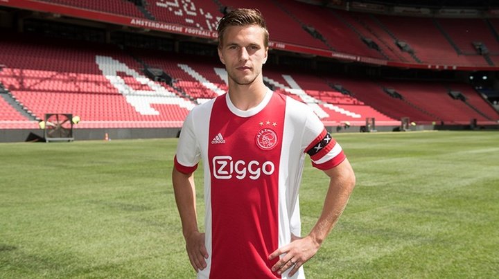 Ajax renova com o seu novo capitão