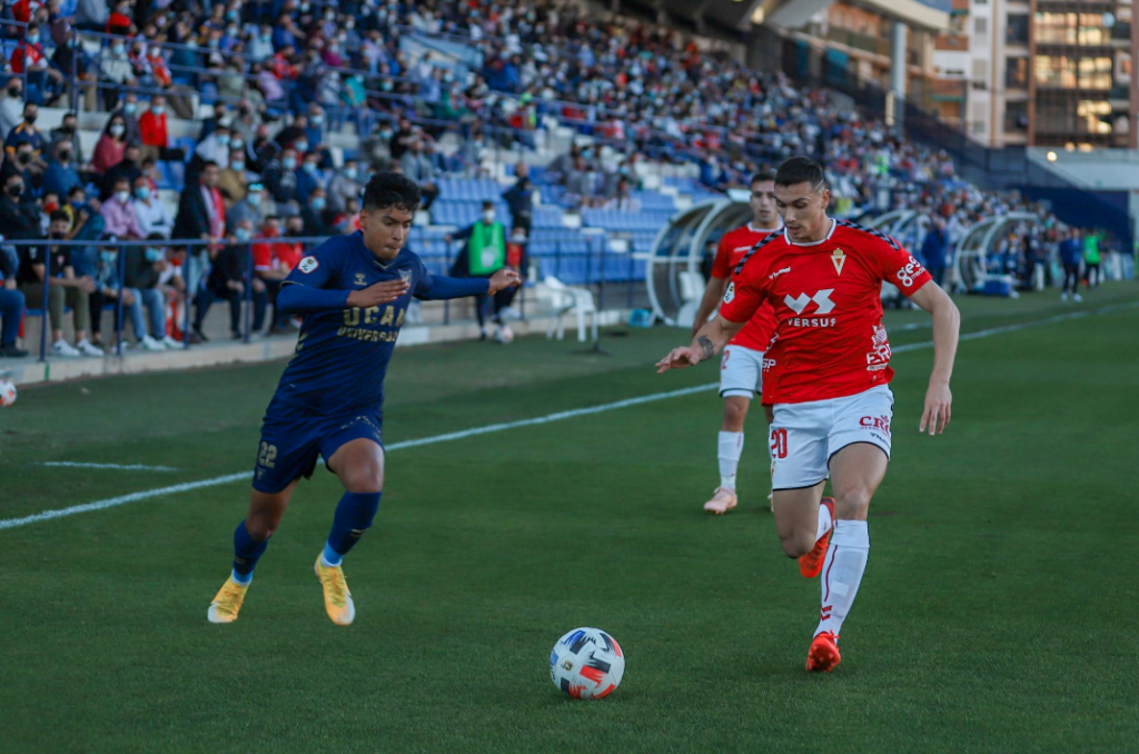 Toril deja con las ganas al UCAM Murcia