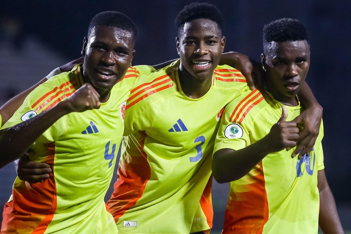 Mientras que los 'cafeteros' ofrecieron una gran actuación y vencieron 3-2 a Bolivia, la 'Canarinha' volvió a decepcionar y se impuso por ese mismo 3-2 a Ecuador. De cualquier forma, ambos están en la siguiente fase y acarician el pase al Mundial Sub 20.