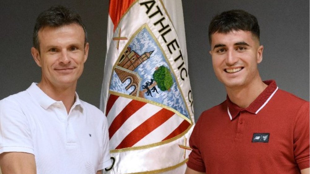 El Athletic renueva a Jon Morcillo hasta 2024