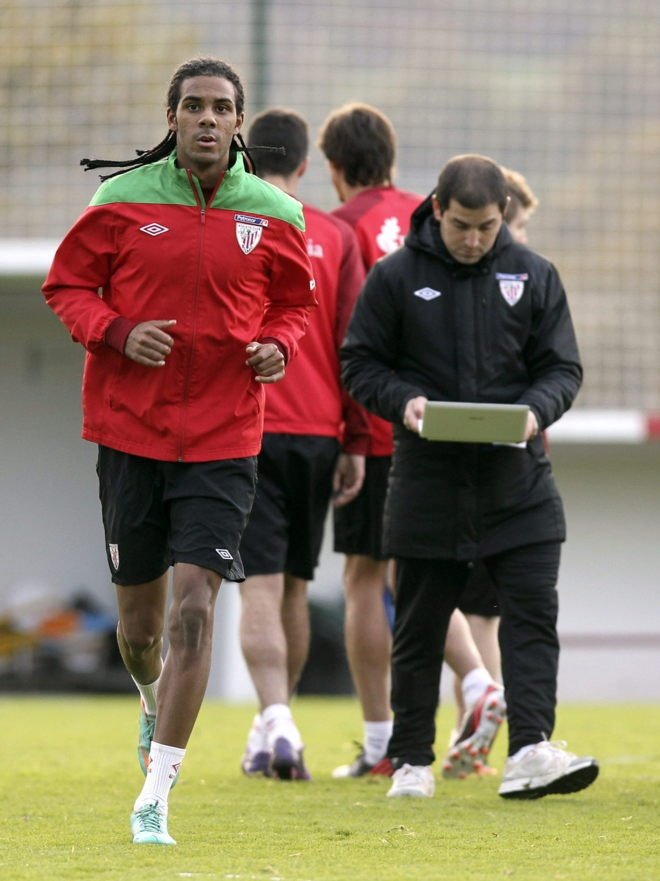 El futbolista ha prometido dejarse la piel por ver al equipo en lo más alto. EFE
