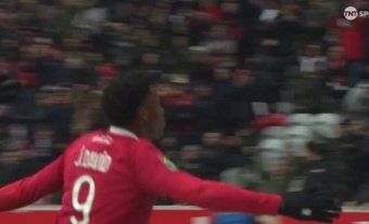 Jonathan David ha aperto le marcature nella partita tra Lille e Lorient corrispondente alla 18esiama giornata del campionato francese. Il canadese, servito da Angel Gomes, ha incornato il pallone in rete per firmare la sua 11esima rete stagionale.