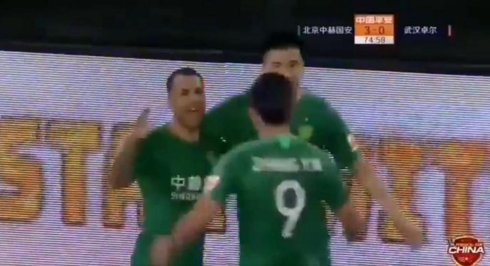 Jonathan Viera sigue con su idilio con el gol en China. Captura/FuteboldaChina_