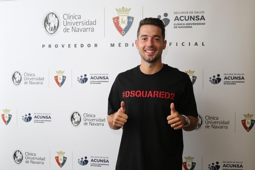 Osasuna incorpora a Jony en calidad de cedido. Twitter/CAOsasuna