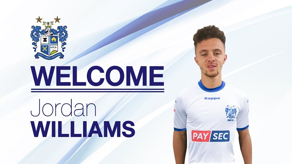 Williams llega cedido desde el Huddersfield. BuryFCOficial