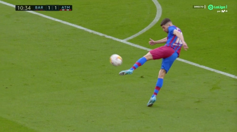Jordi Alba manda Camp Nou abaixo com um fantástico volley.Captura/MovistarLaLiga