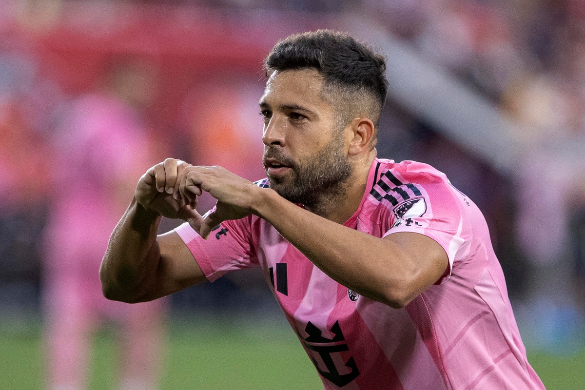 OFICIAL: Lenda do Barça, Jordi Alba se aposentará ao final da temporada