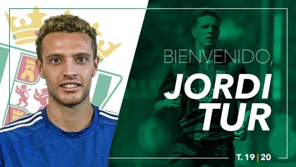 Jordi Tur se convirtió en nuevo jugador del Córdoba. Twitter/CordobaCF