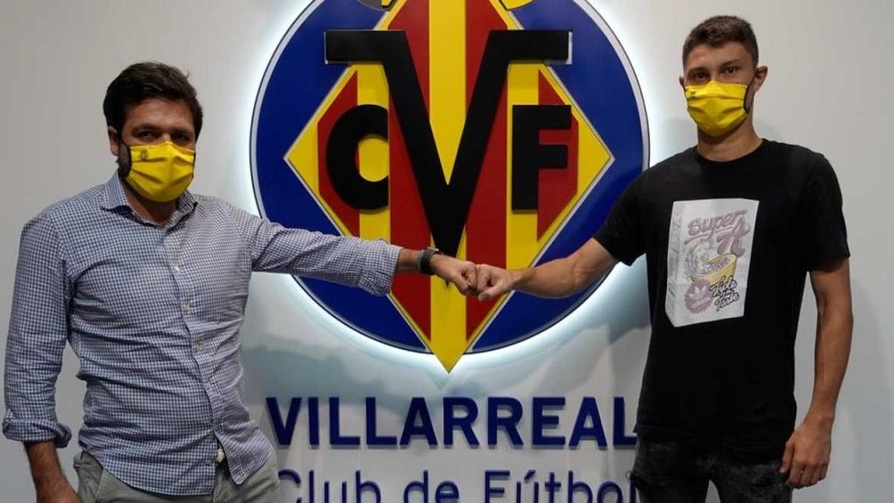 Jorge Cuenca deja el FC Barcelona y se suma al Villarreal. VillarrealFC