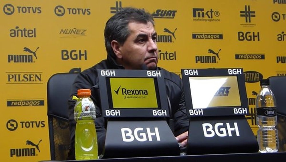 Jorge Da Silva habló en conferencia de prensa tras la victoria de Peñarol. PeñarolOficial