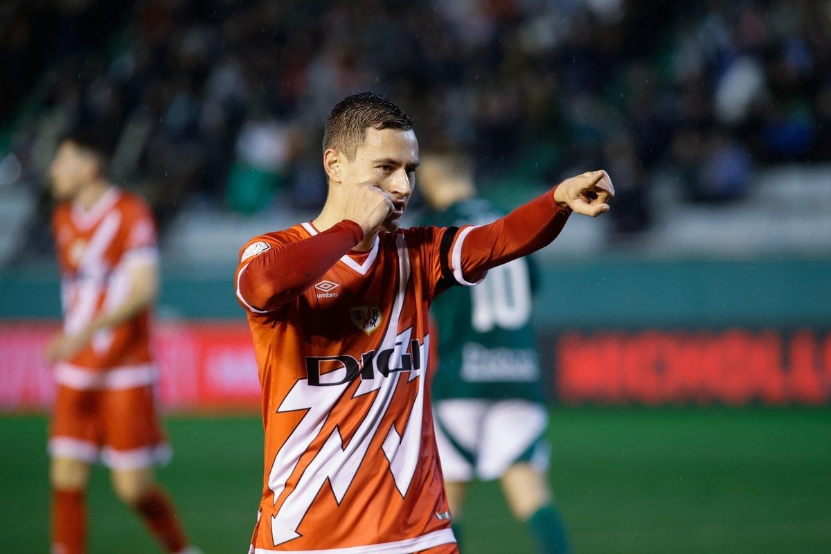 El Rayo impone la lógica sin sufrir