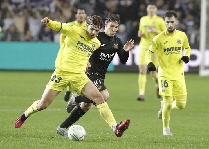 Dreyer y el Anderlecht dejan al Villarreal sin regalo de centenario