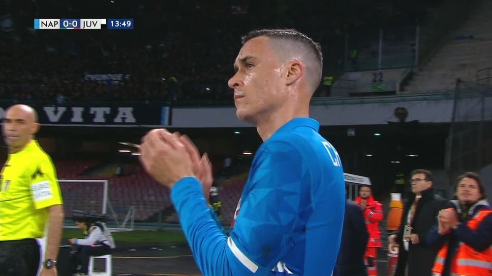 Magnifique hommage à Astori. Capture/Vamos