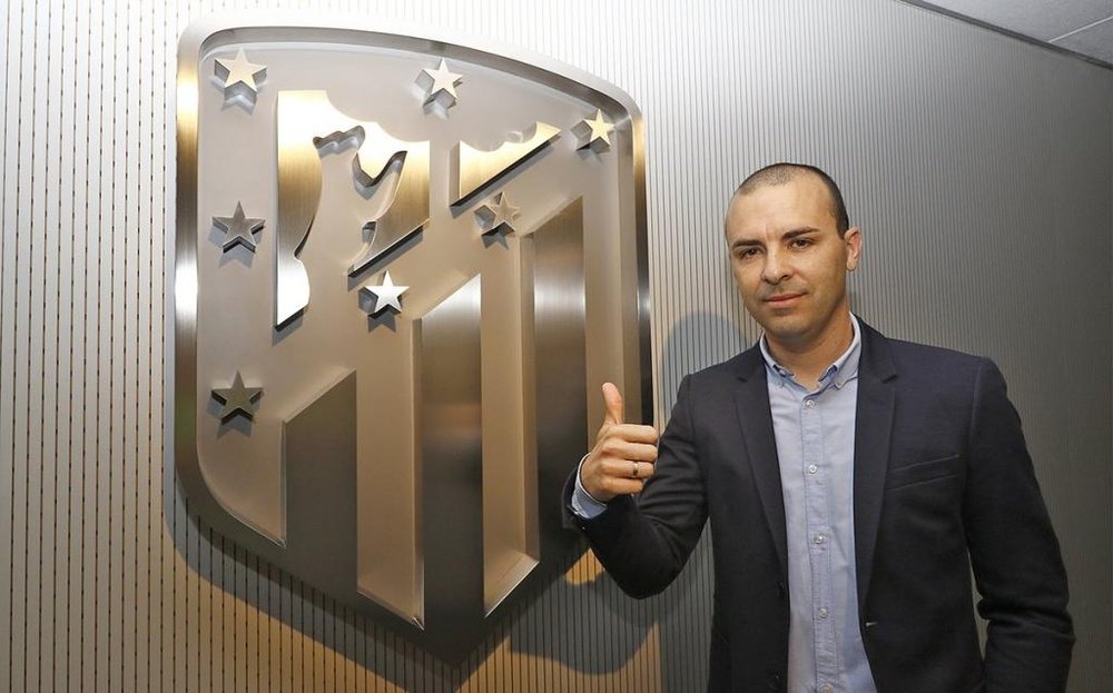 José Luis Sánchez Vera, ya  nuevo entrenador del Atlético. AtletiFemenino