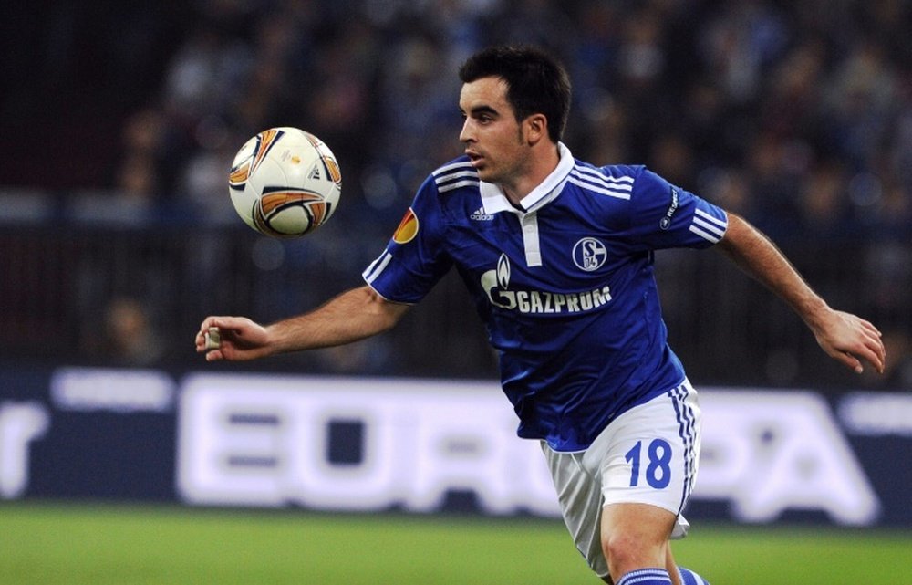 Jose Manuel Jurado played under Watford coach Quique Flores during four years at Atletico Madrid, helping the Spanish side win the Europa League in 2010, before moving to Schalke in Germany and then Spartak
