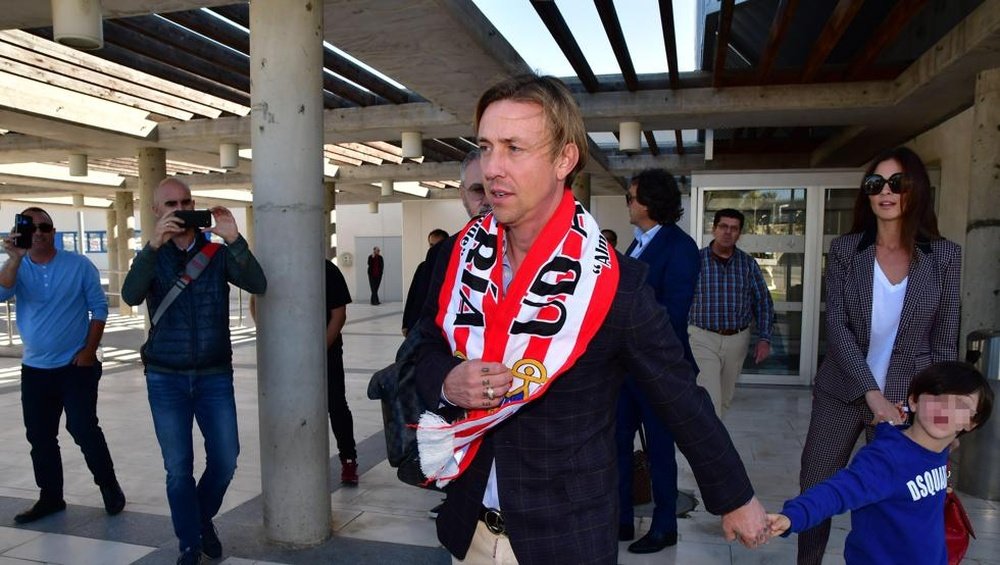 Guti ya está en Almería para dirigir al equipo andaluz. EFE