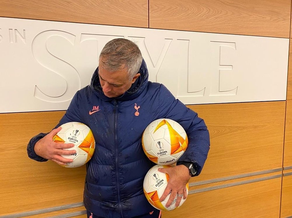 Mourinho quiere su tercera Europa League. Instagram/josemourinho