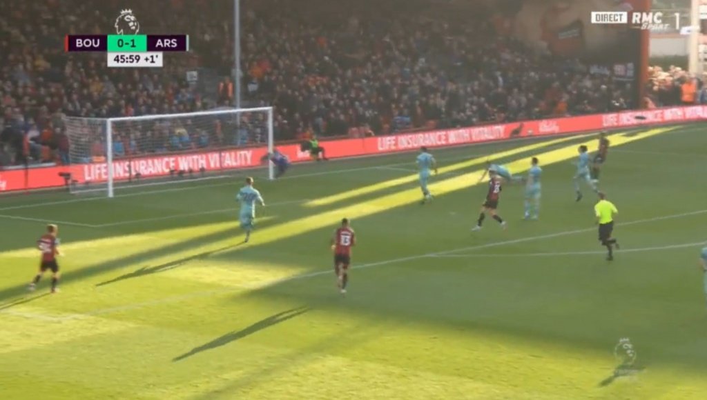 Josh King equalises for Bournemouth. Captura/RMCSport