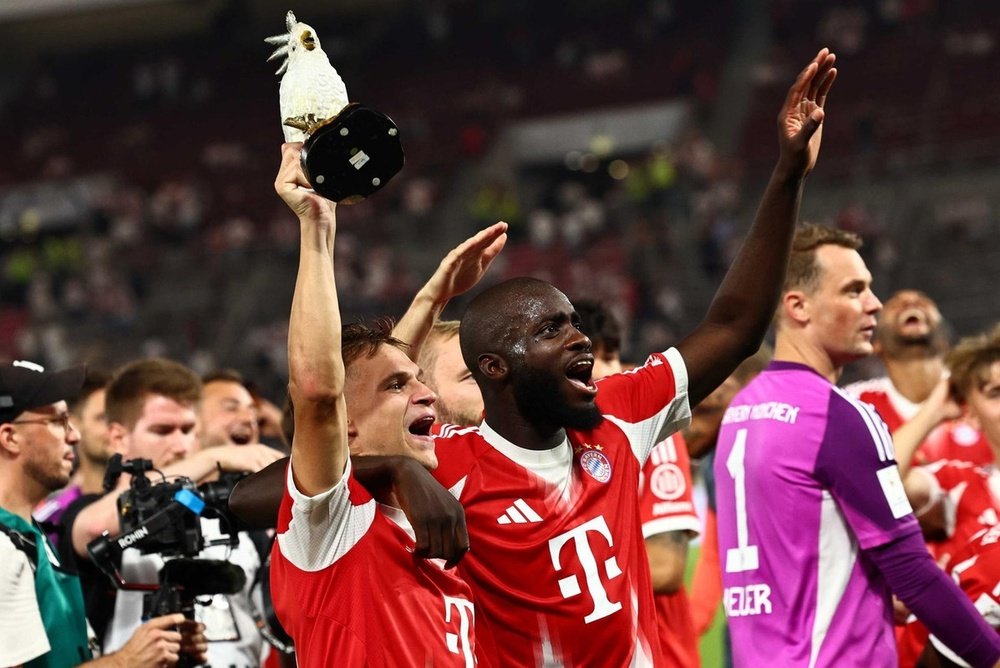 Upamecano's potential arrival would bolster Real Madrid's backline. EFE