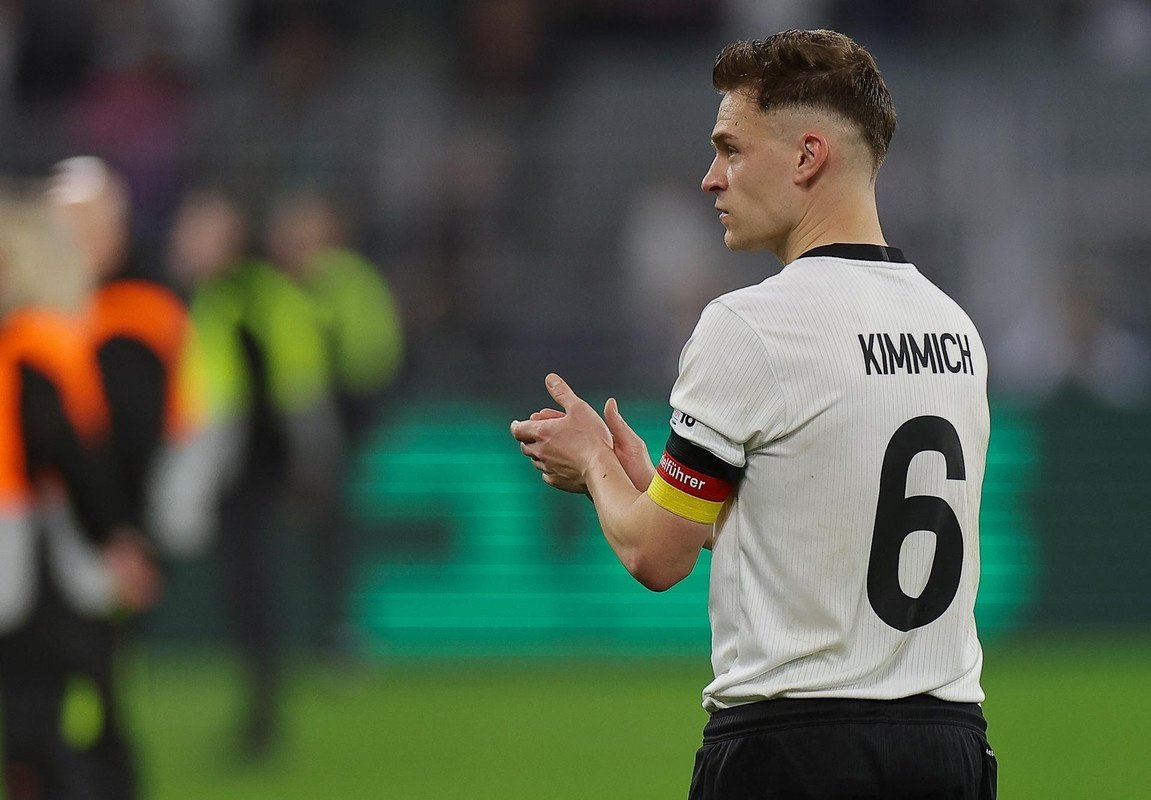 El tobillo le juega una mala pasada a Kimmich. EFE