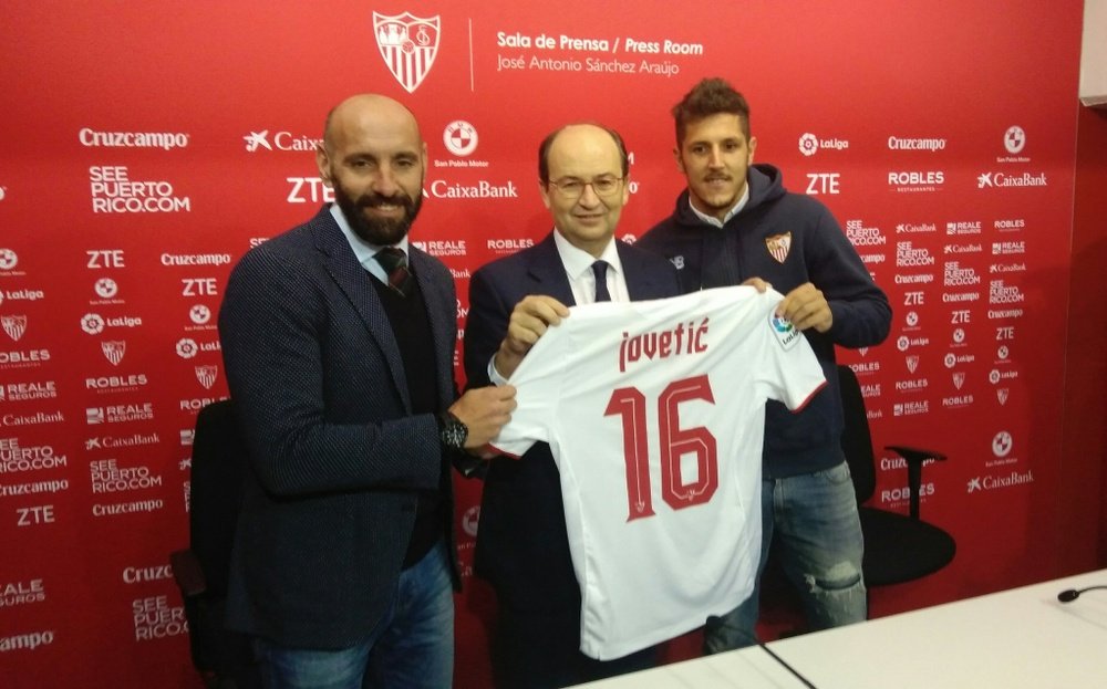 Jovetic vient de signer à Séville. SevillaFC