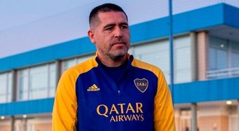 Riquelme rêve de Cavani et Vidal au Boca Juniors. BocaPredio