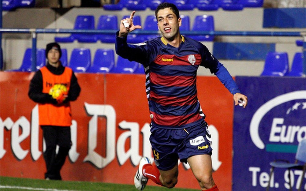 Juanjo logró un doblete en la victoria del Llagostera ante el Mallorca por 3-0. Archivo/EFE