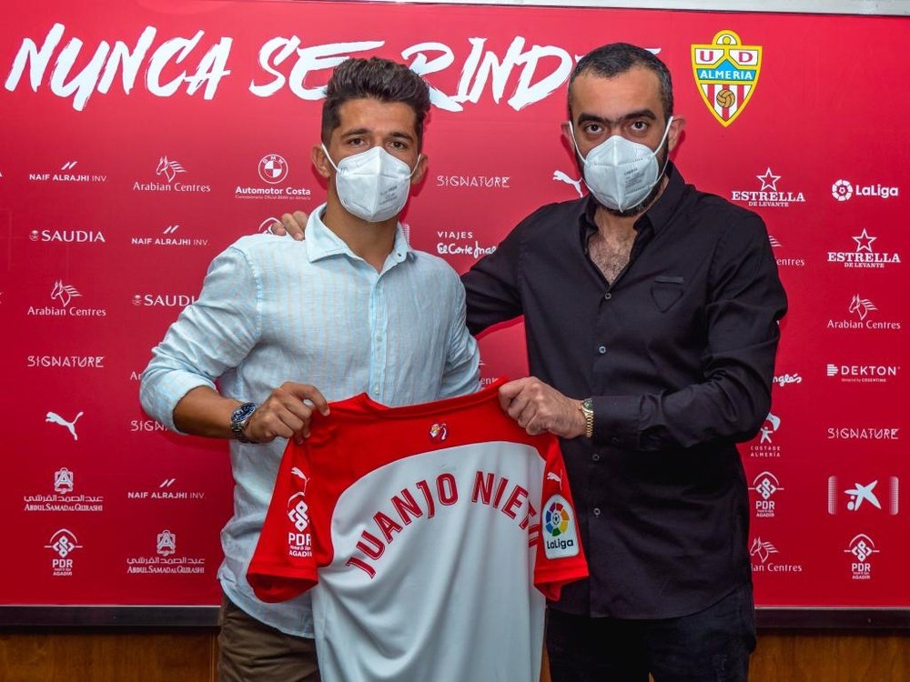 Juanjo Nieto dice adiós a la temporada. Twitter/U_D_Almeria