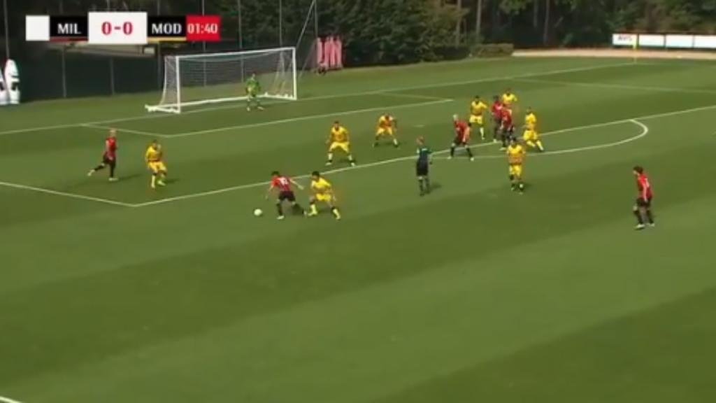 Brahim abrió la cuenta del Milan de esta pretemporada. Captura/MilanChannel