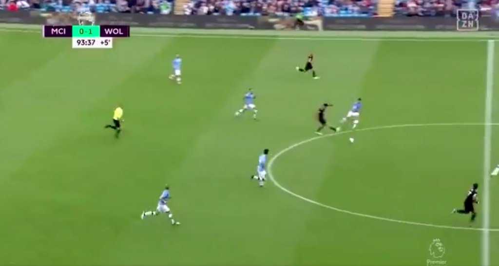 Dos contragolpes, dos goles de los Wolves. Captura/DAZN