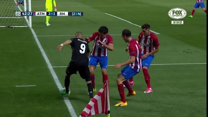 Vidéo : Le magicien Benzema efface trois défenseurs avant le but du 2-1