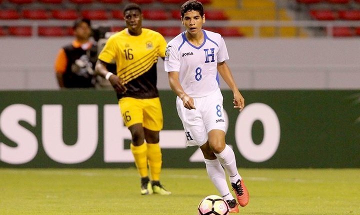 Honduras se impone a Costa Rica y logra el billete hacia el Mundial