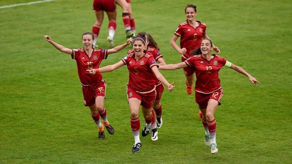España golea a Montenegro en el Europeo femenino Sub 17. UEFA