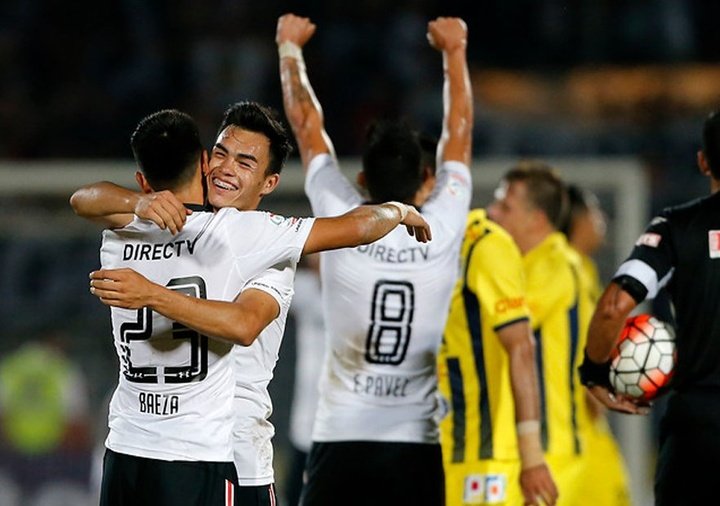 Colo Colo sigue líder tras vencer a Santiago Wanderers