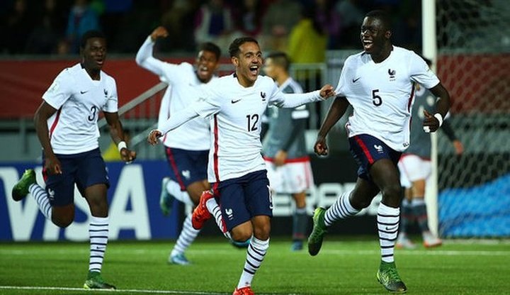 Francia pasa a octavos tras vencer a Paraguay