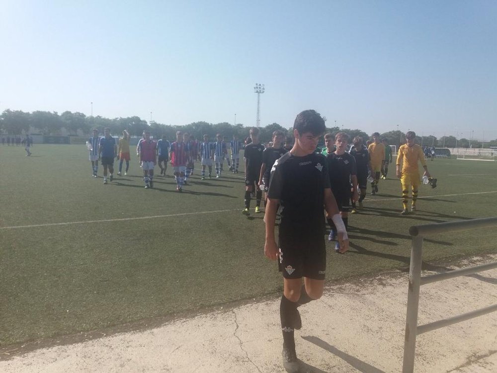 El partido entre Recreativo de Huelva y Betis de cadetes se suspendió. Twitter/recreoficial