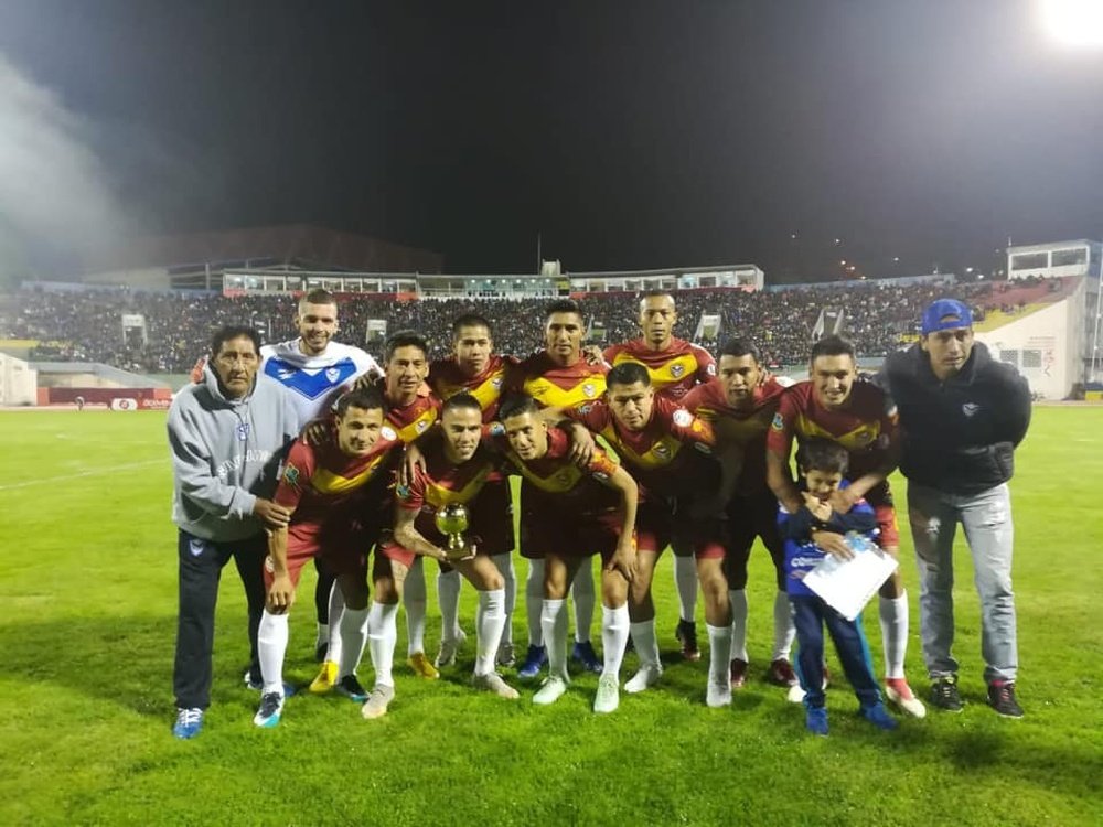 Saucedo no pudo evitar la derrota de San José de Oruro. ClubSanJose