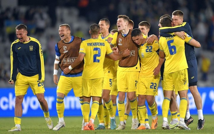 La doble sanción de la UEFA a Ucrania por racismo