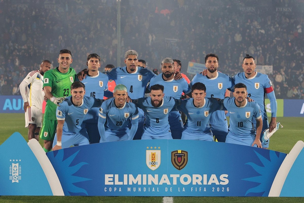 Com gol final de Arrascaeta, o Uruguai se aproxima da Copa