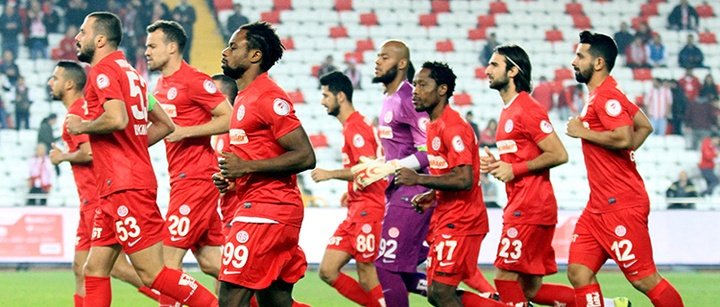 Mevlüt Erdinç entra de lleno en los planes del Antalyaspor