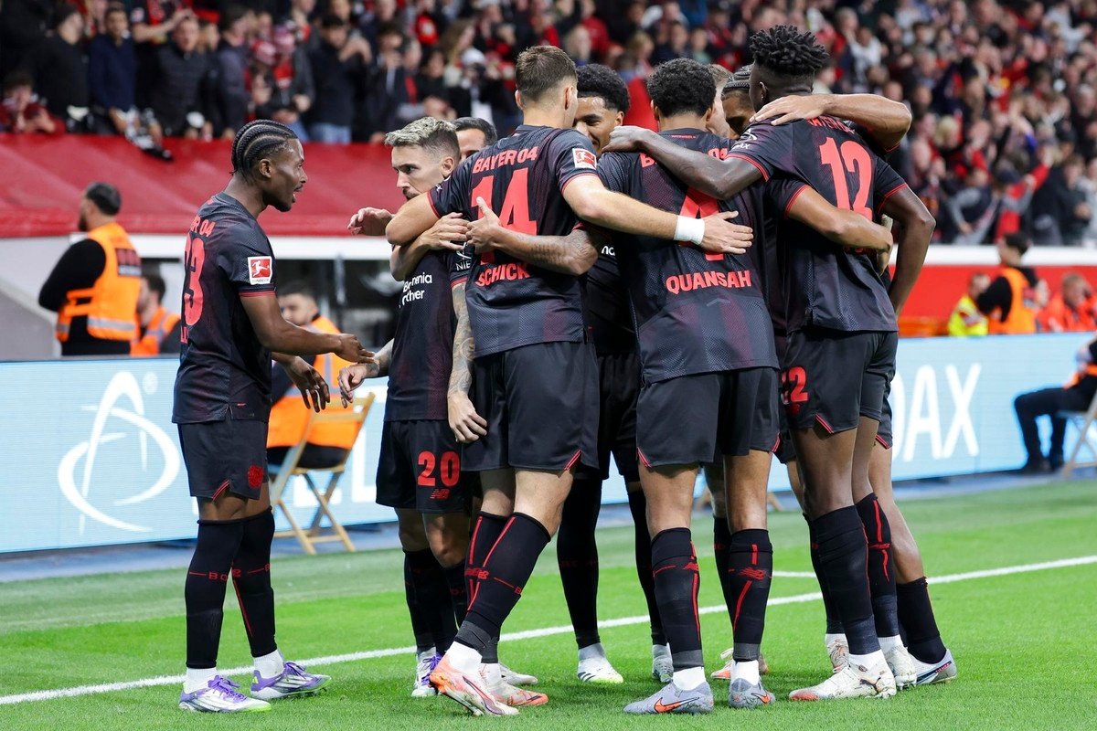 Tabakovic le baja los humos al Leverkusen