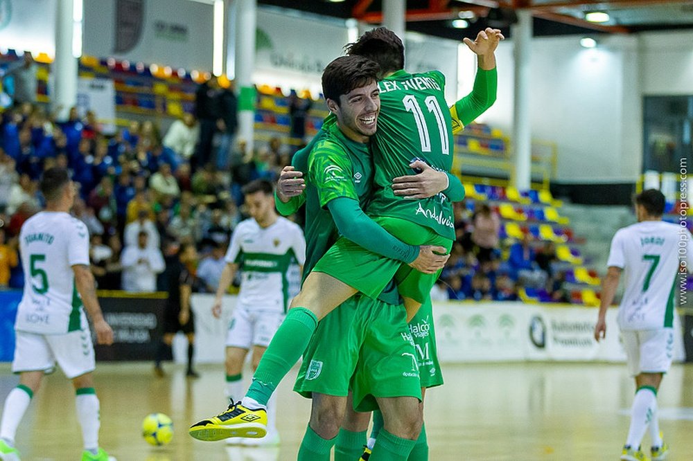 El BeSoccer UMA Antequera vuelve a soñar con el ascenso. BeSoccerCDUMAANtequera