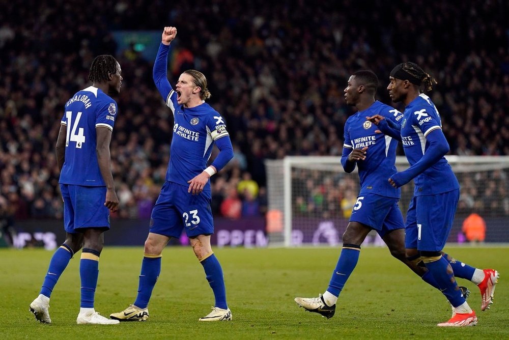 El Chelsea espabiló en la segunda mitad. EFE