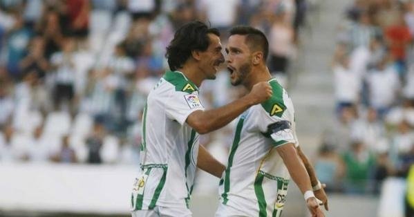 Jugadores del Córdoba, celebrando un gol. Twitter