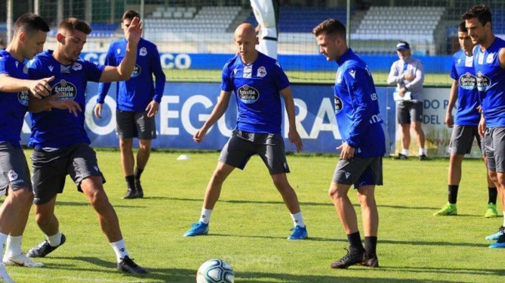 Salva Ruiz esperó hasta el último día para fichar. RCDeportivo