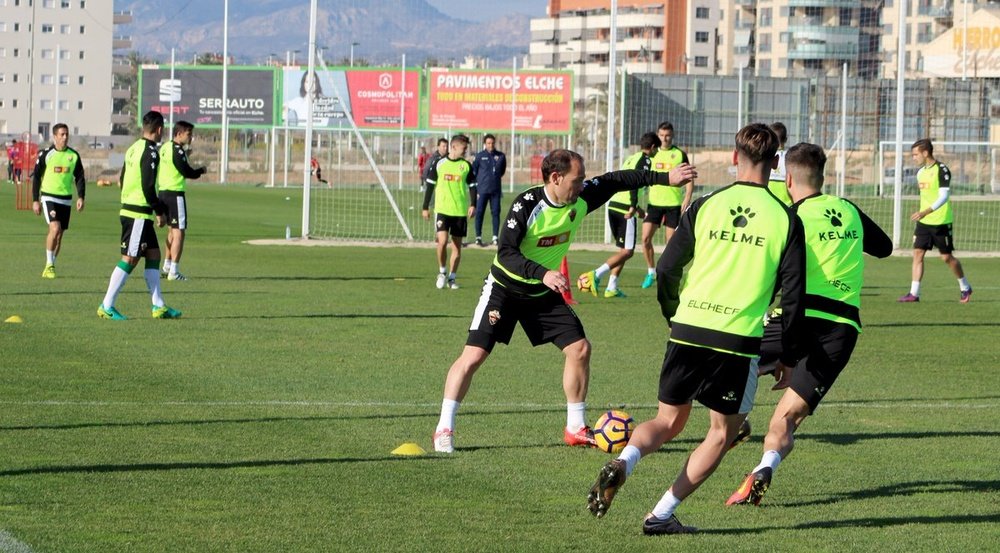La plantilla ha regresado a los entrenamientos para preparar el partido ante el Huesca. ElcheCF